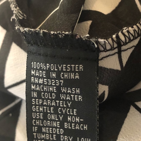 Unique Spectrum Geo Print Back Cutout Popover - Picture 8 of 8